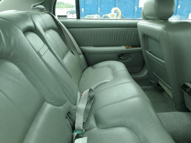 2002 Buick Park Avenue