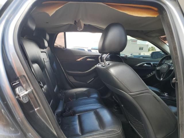 2017 Infiniti QX30 Base