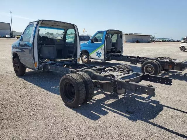 2018 Ford Econoline E350 Super Duty Cutaway Van