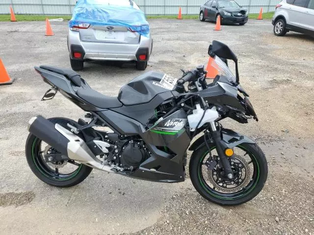 2023 Kawasaki EX400