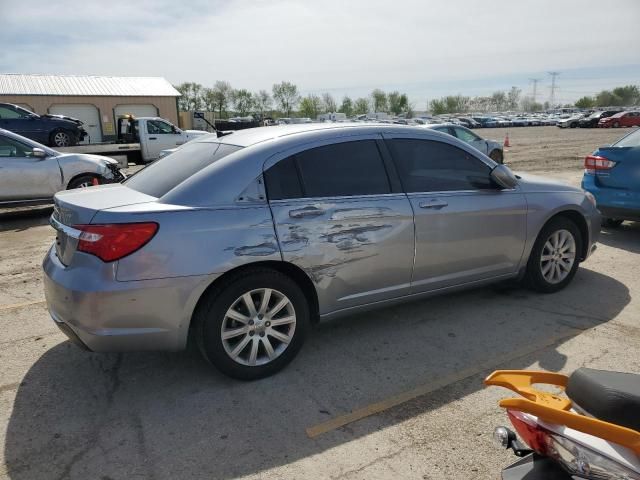 2013 Chrysler 200 Touring