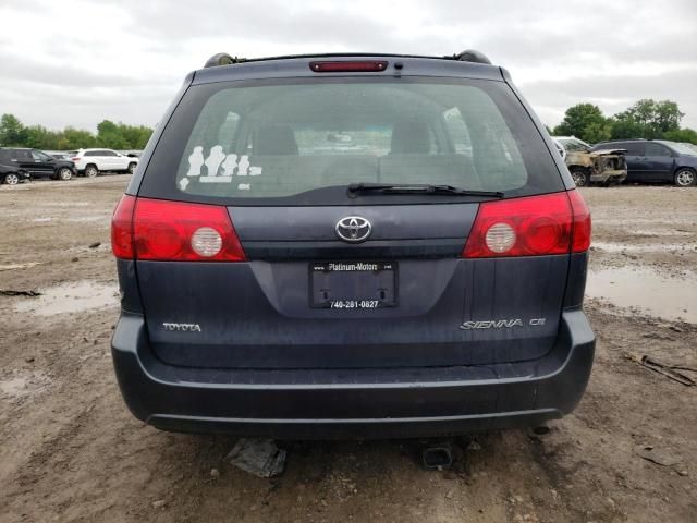 2006 Toyota Sienna CE