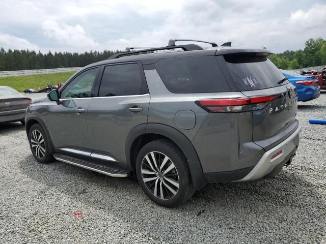 2023 Nissan Pathfinder Platinum