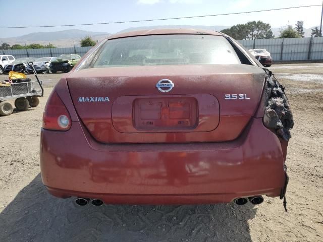 2004 Nissan Maxima SE