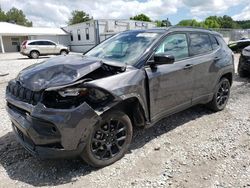 Salvage SUVs for sale at auction: 2022 Jeep Compass Latitude