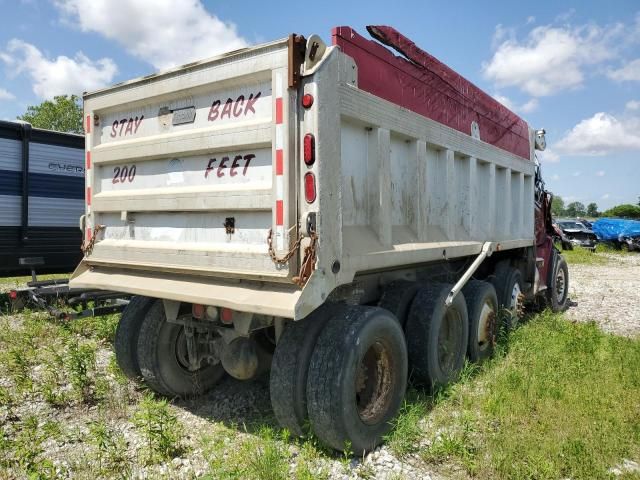 2004 Sterling Truck LT 9500