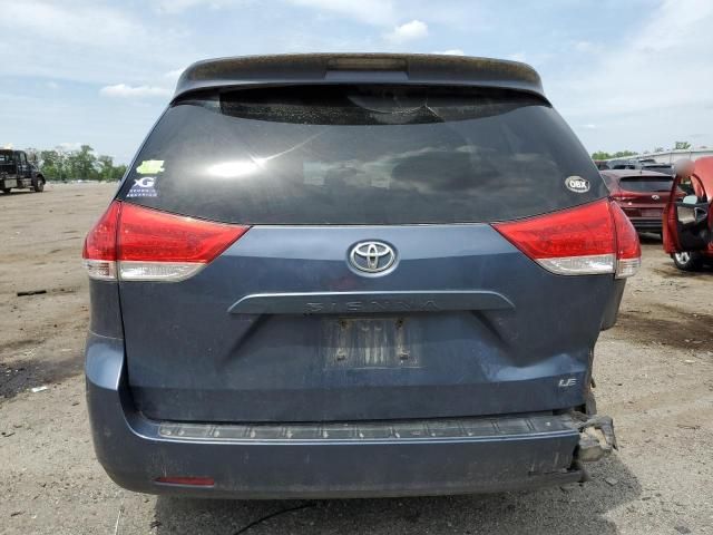 2013 Toyota Sienna LE