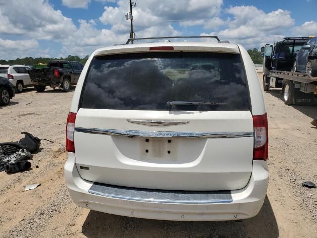 2011 Chrysler Town & Country Touring