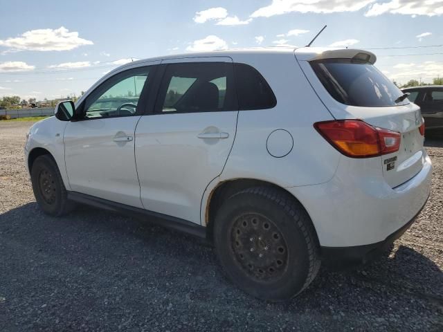 2015 Mitsubishi RVR SE