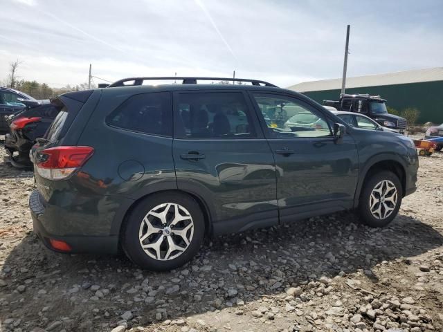 2024 Subaru Forester Premium