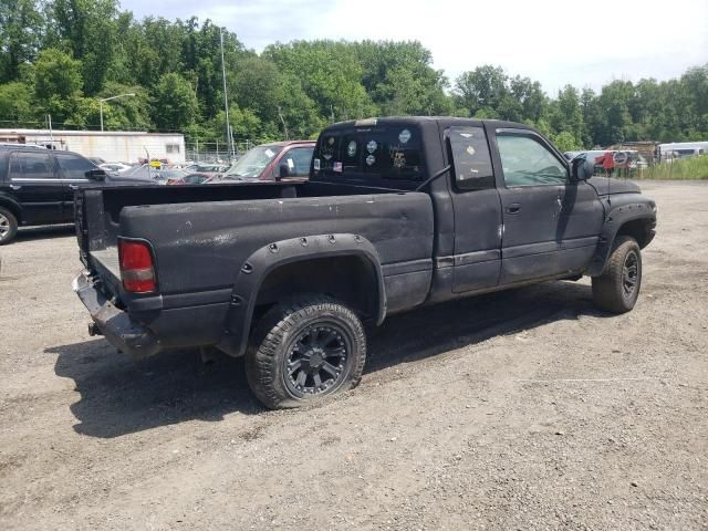 2000 Dodge RAM 1500