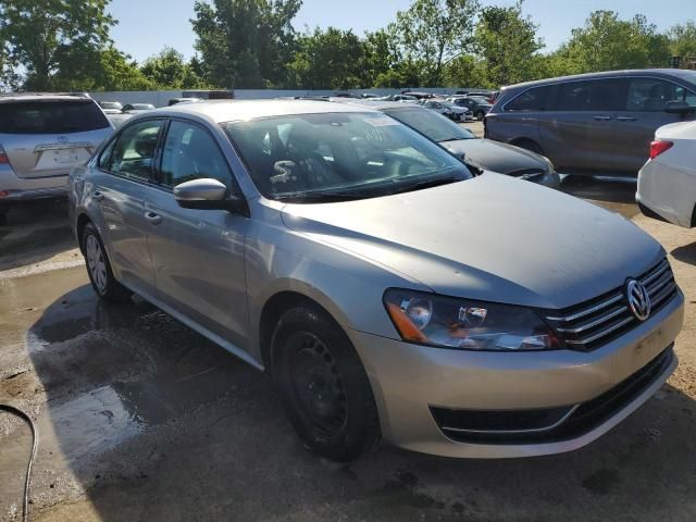 2013 Volkswagen Passat S