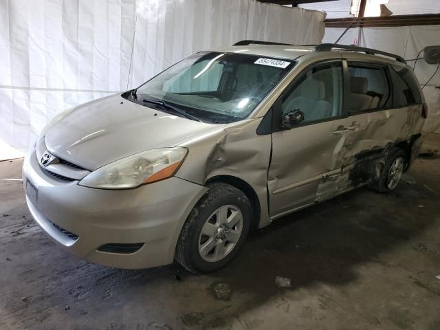 2006 Toyota Sienna CE