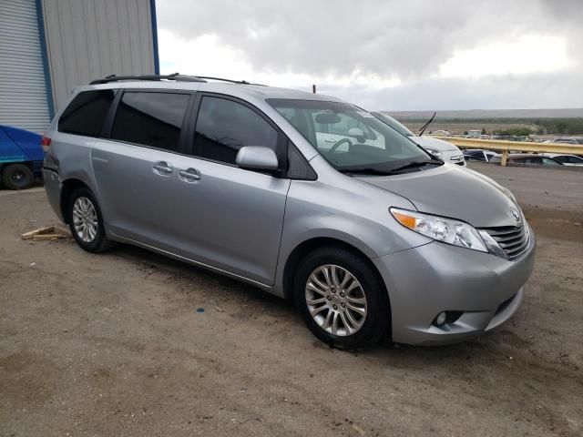 2011 Toyota Sienna XLE