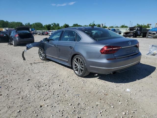 2017 Volkswagen Passat R-Line