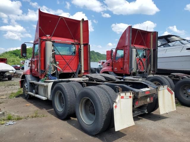 2013 Mack 600 CXU600