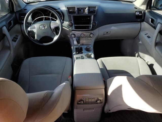 2013 Toyota Highlander Base