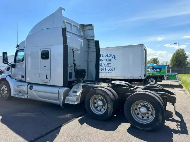 2018 Peterbilt 579