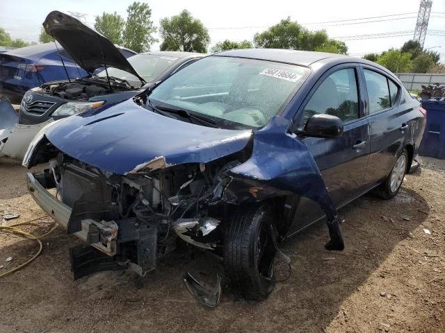 2013 Nissan Versa S