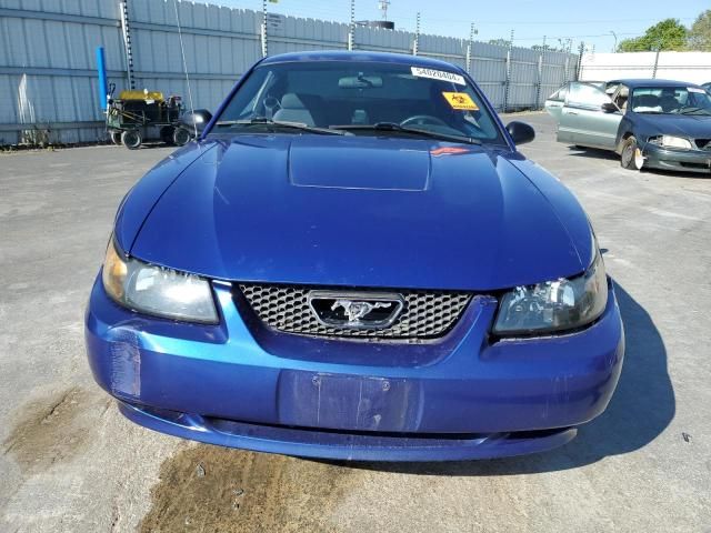 2004 Ford Mustang