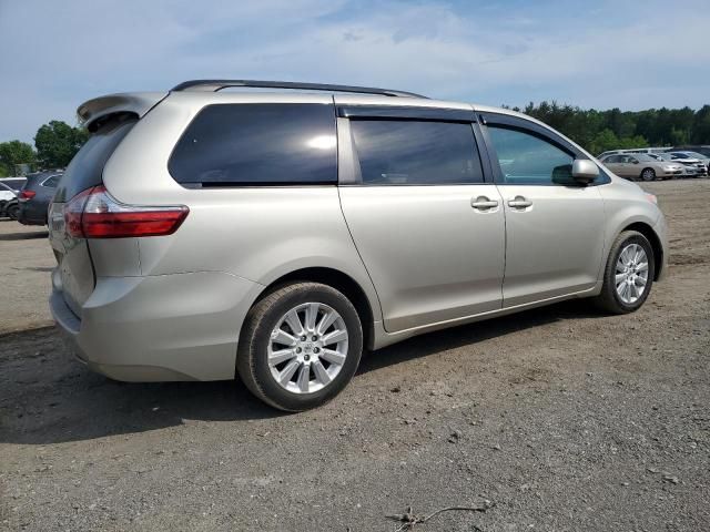 2015 Toyota Sienna LE