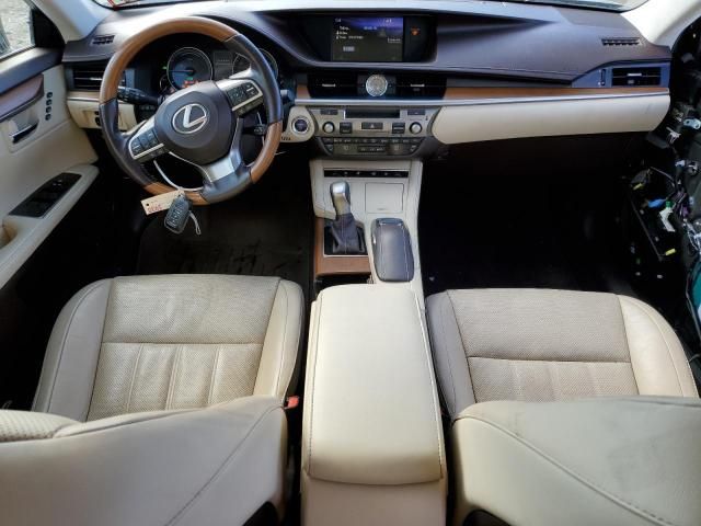 2018 Lexus ES 300H