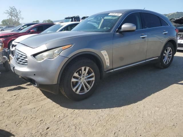 2011 Infiniti FX35