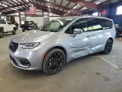 Salvage cars for sale from Copart East Granby, CT: 2021 Chrysler Pacifica Limited