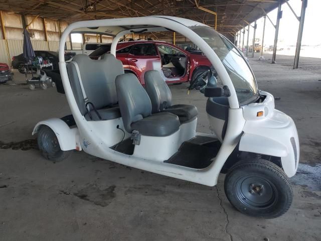 2002 Generac Golf Cart