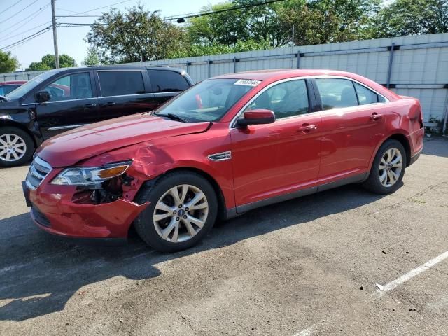 2010 Ford Taurus SEL