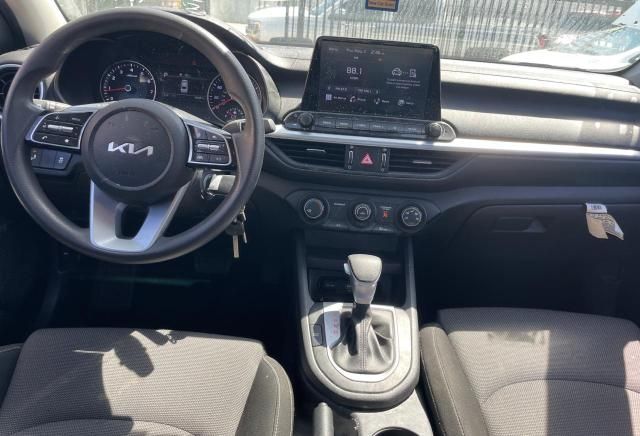 2022 KIA Forte FE