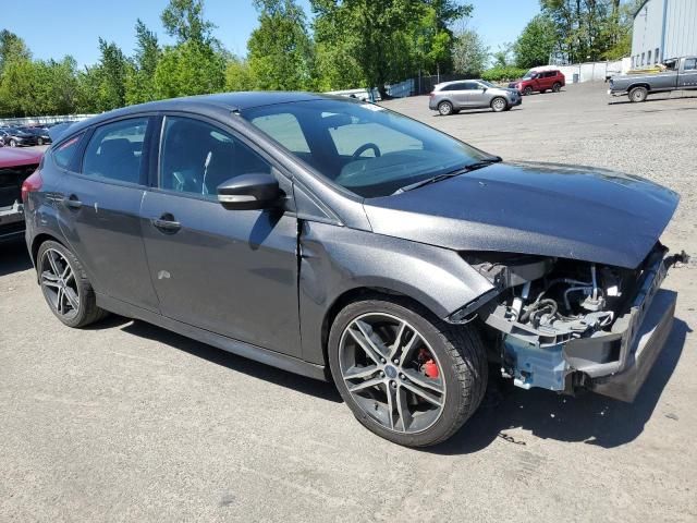 2018 Ford Focus ST