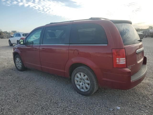 2009 Chrysler Town & Country LX