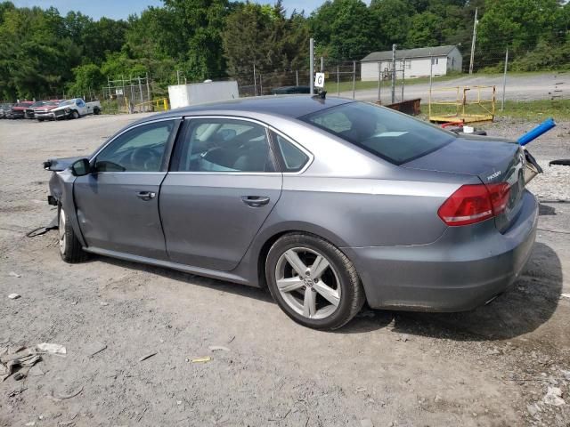 2013 Volkswagen Passat SE