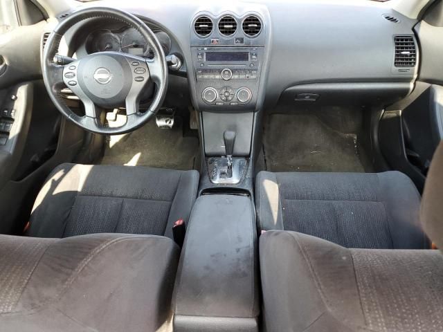 2010 Nissan Altima Base