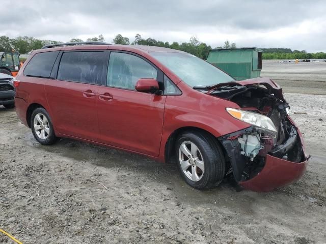 2015 Toyota Sienna LE