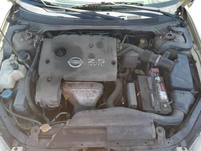 2003 Nissan Altima Base