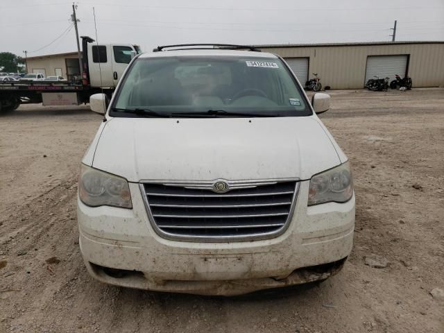 2008 Chrysler Town & Country Touring