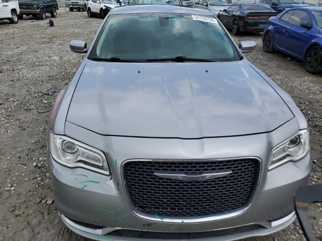 2016 Chrysler 300 Limited