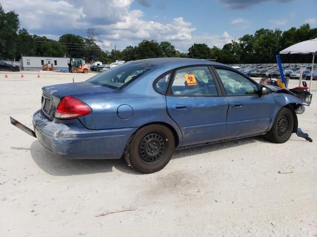 2004 Ford Taurus SE