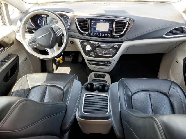 2018 Chrysler Pacifica Hybrid Limited