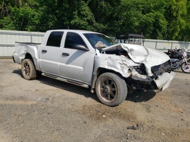 2007 Mitsubishi Raider LS