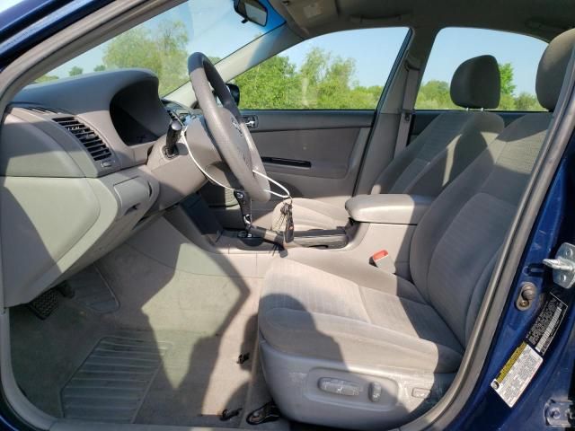 2005 Toyota Camry LE