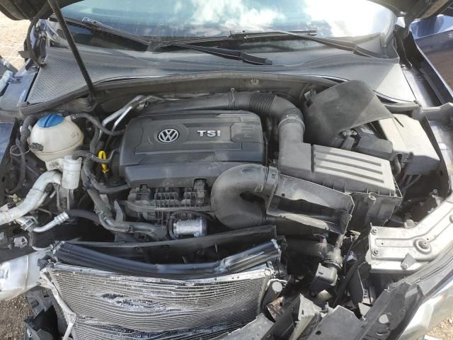 2014 Volkswagen Passat SE