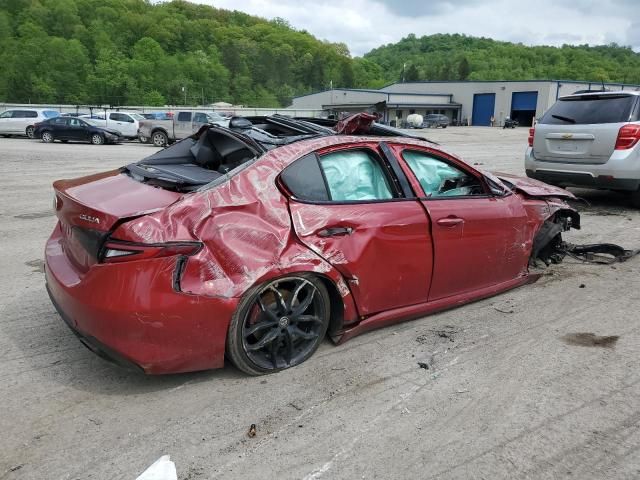 2018 Alfa Romeo Giulia TI Q4