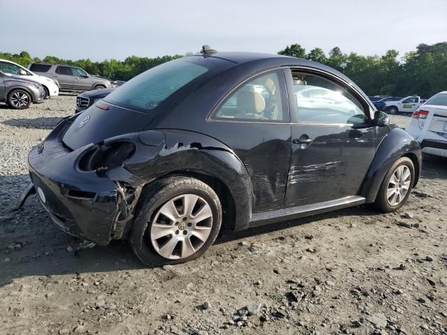 2010 Volkswagen New Beetle