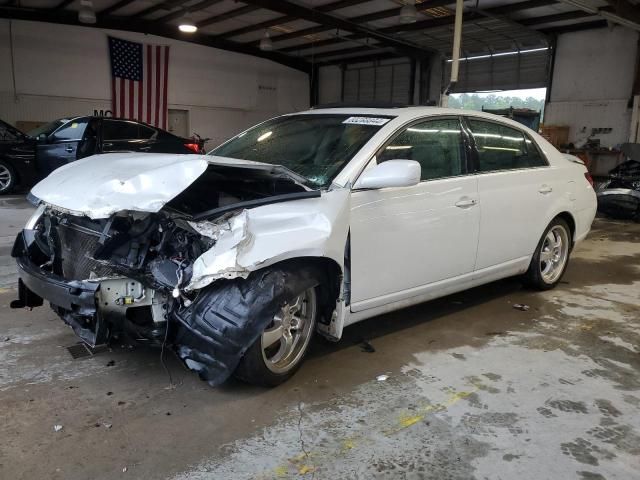 2005 Toyota Avalon XL