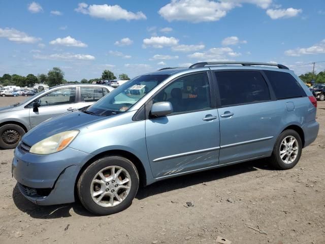 2005 Toyota Sienna XLE