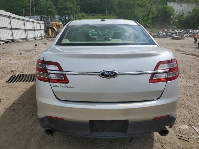 2014 Ford Taurus SE