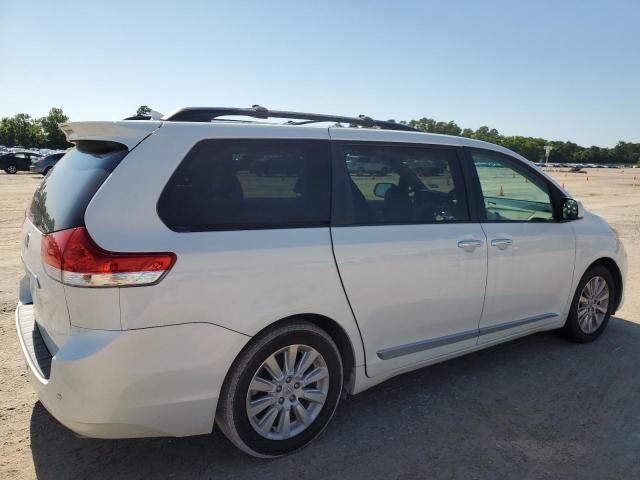 2012 Toyota Sienna XLE